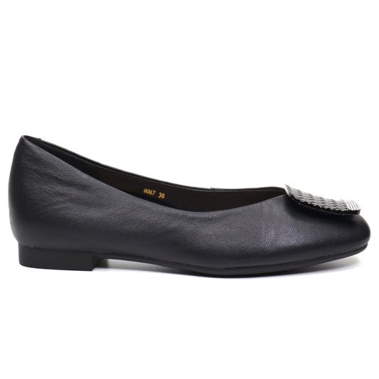 Women's casual shoes made of genuine leather FORMAZIONE 8067 black