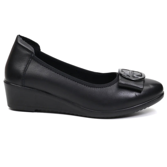 Women's casual shoes made of genuine leather FORMAZIONE 888-1 black