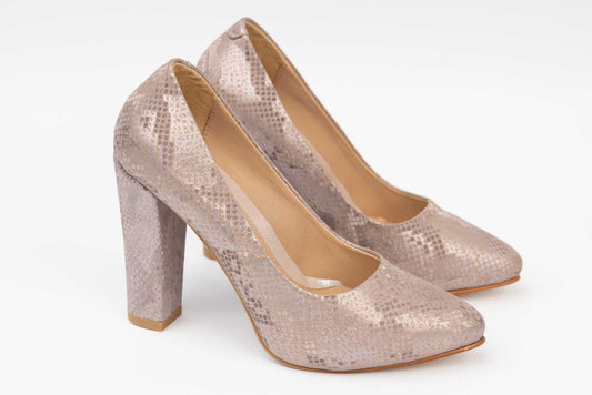 Elegant women's shoes made of genuine leather LARISA Sorana Cappuccino Snake