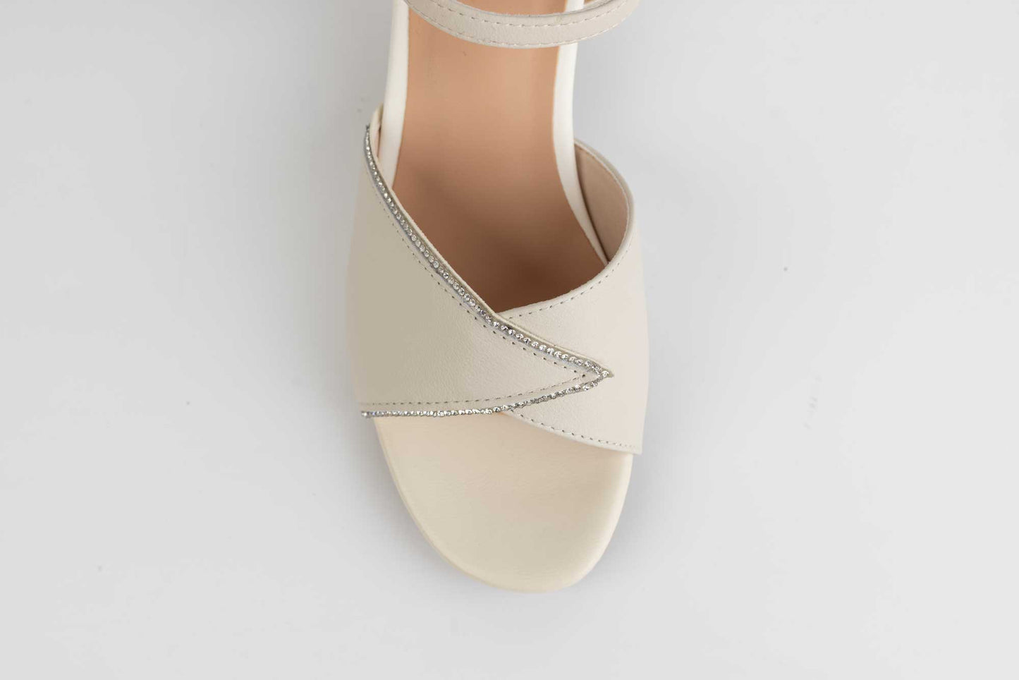 Women's sandals made of genuine leather FORMAZIONE 22068 Cream