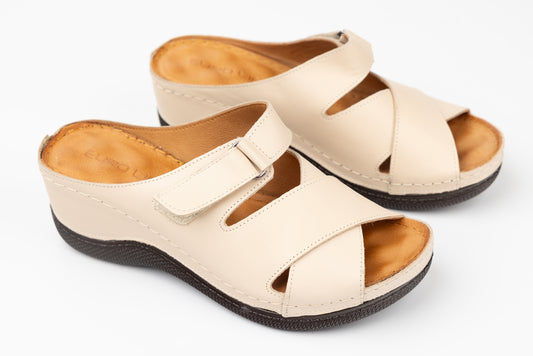 Women's genuine leather orthopedic clogs LSD 409 Beige