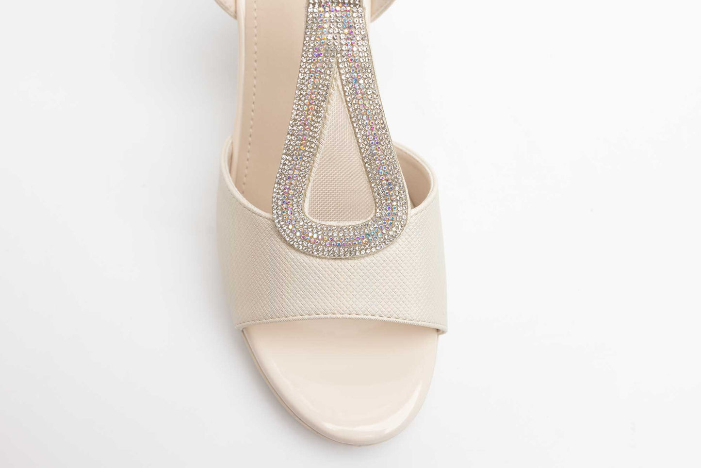 Women's eco-leather sandals FORMAZIONE 1185 Cream