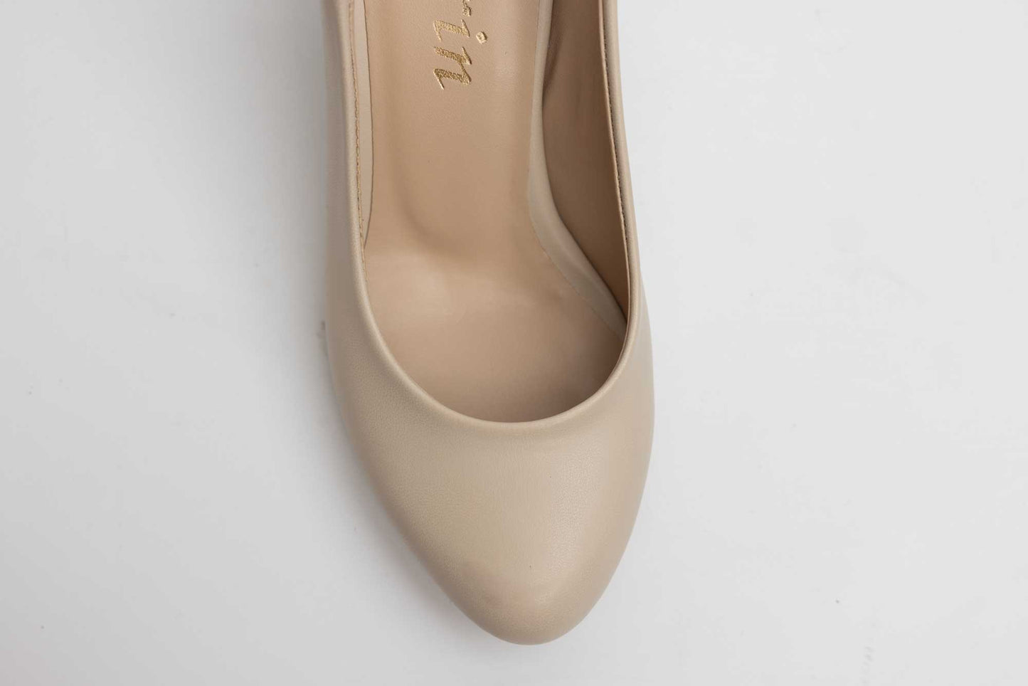 Women's eco-leather cut-out shoes KARIN 082 Box cream