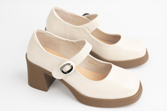 Women's shoes made of natural patent leather FORMAZIONE 5118-2 Cream patent