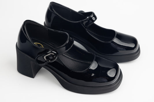 Women's shoes made of natural patent leather FORMAZIONE 5118-2 N lacquer