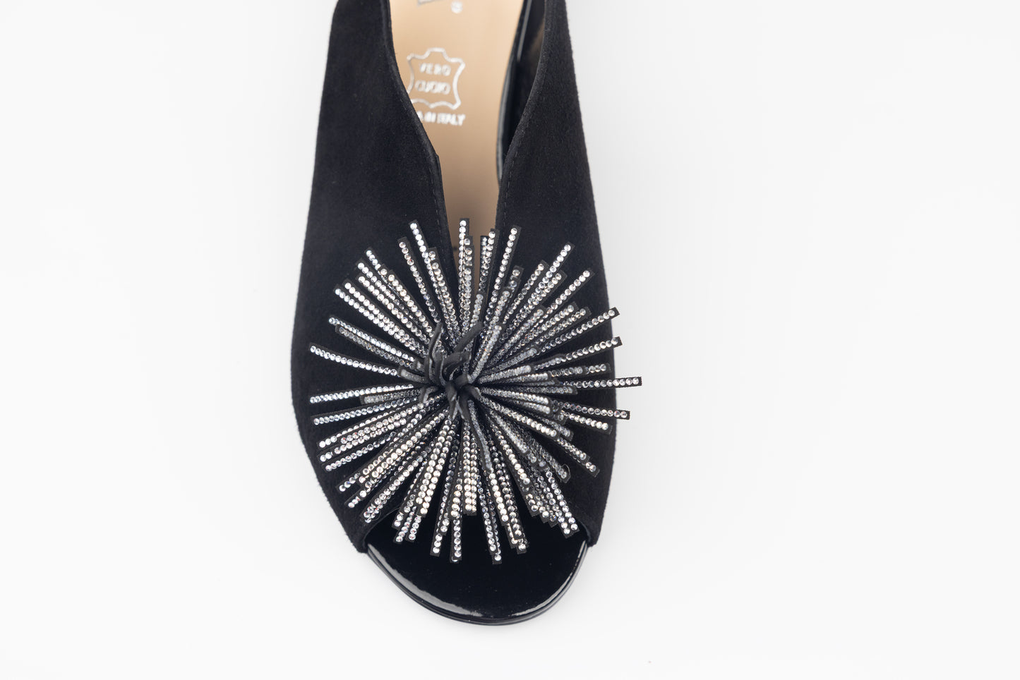 Women's sandals made of genuine suede leather with cutouts SALA 20715 N vel