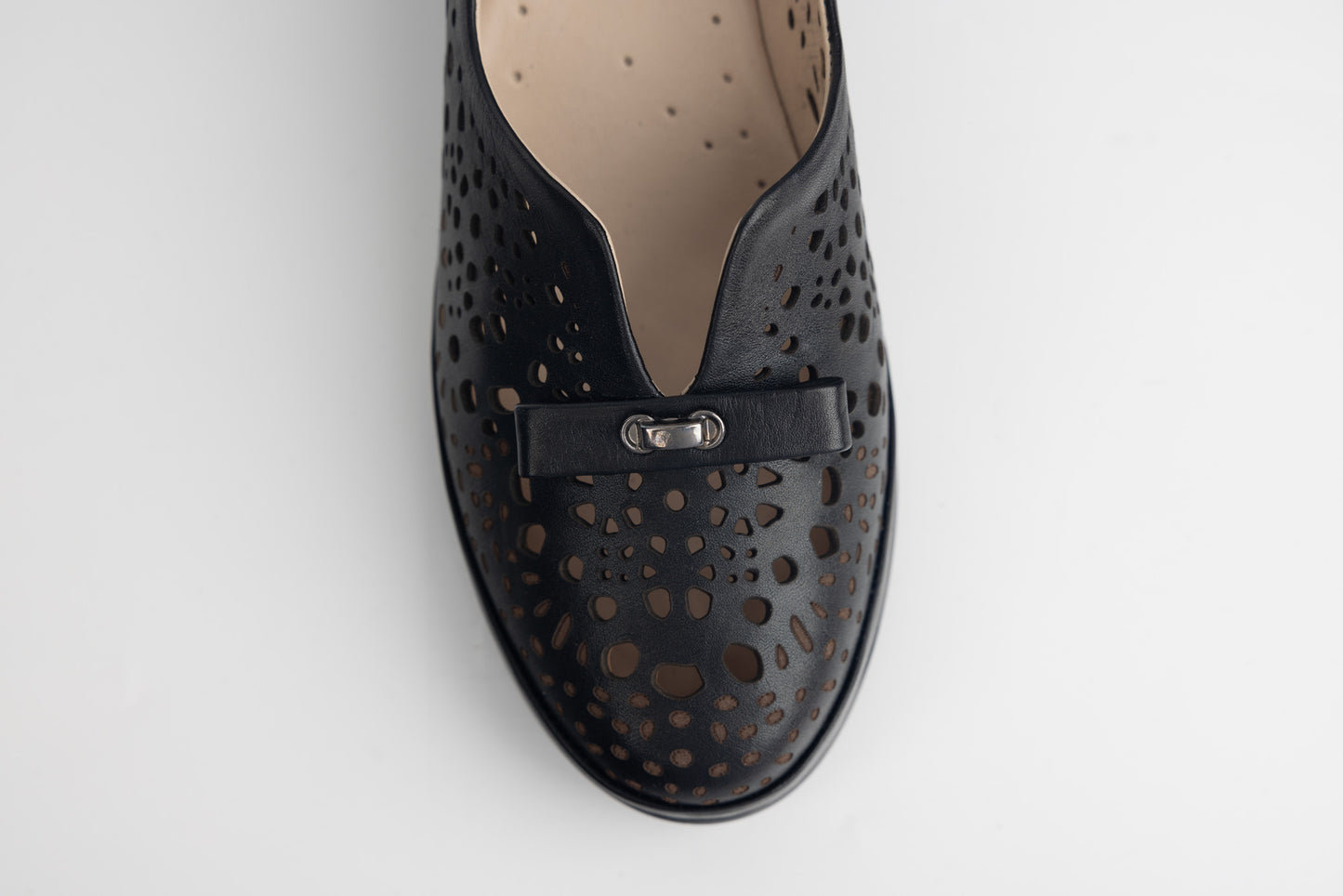 Women's shoes natural perforated leather LSD 196 N perf