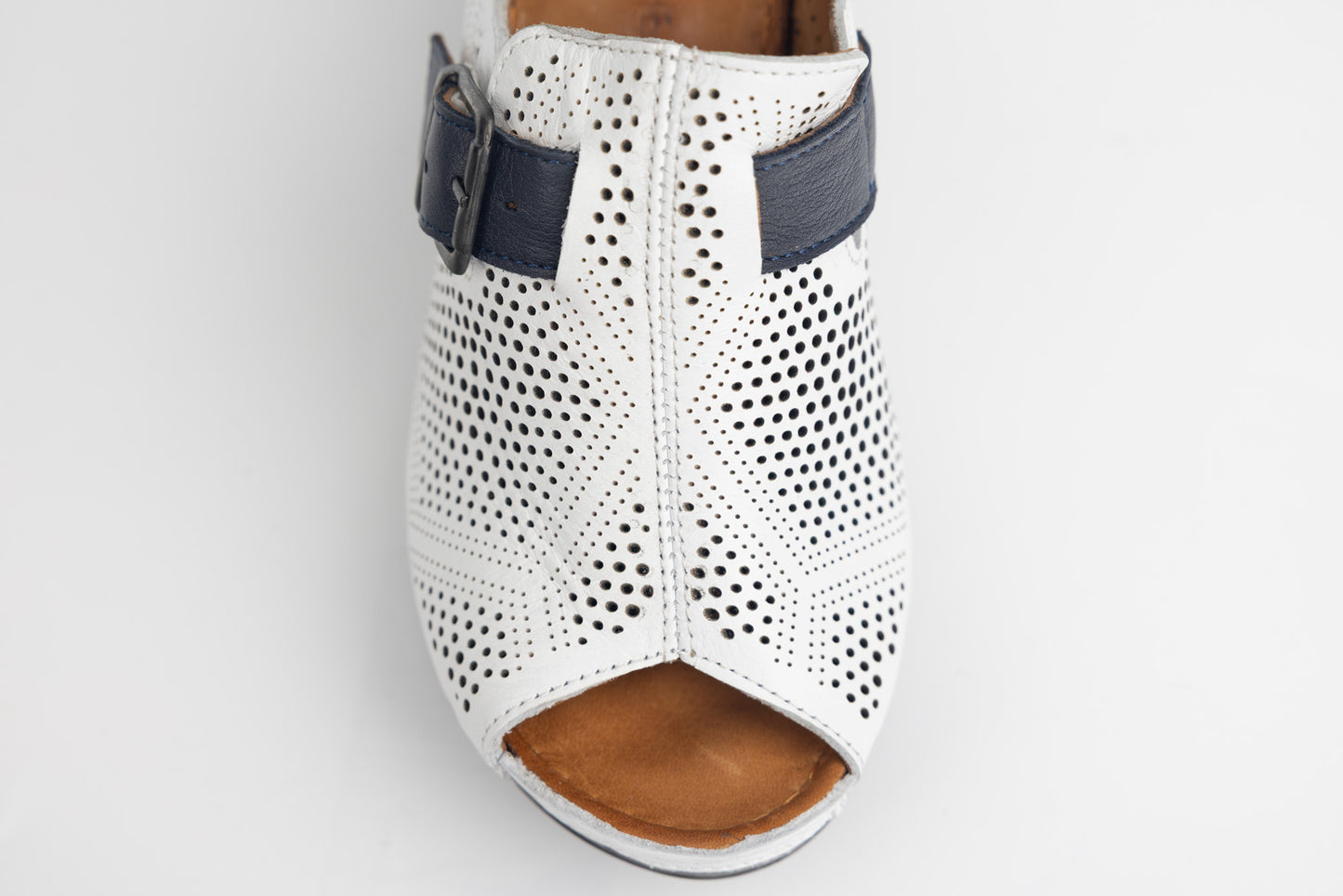 Women's genuine leather orthopedic clogs LSD 155 White