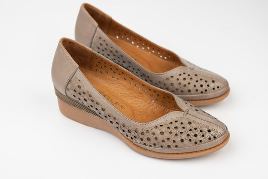 Women's shoes, genuine leather, orthopedic sole, LSD 748, perforated mink