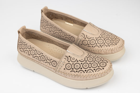 Pantofi dama piele naturală perforata GORETTI 43-55 Bej