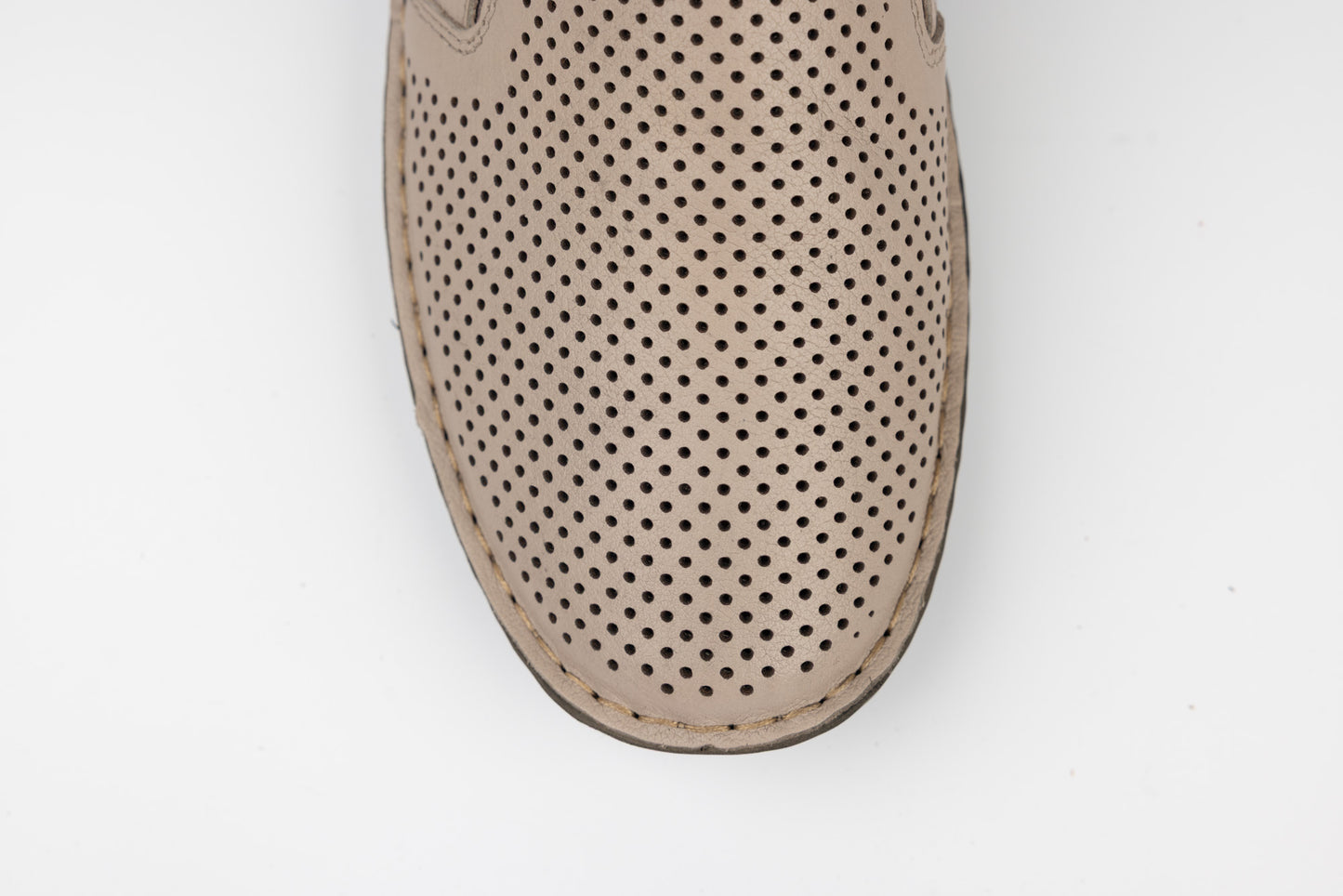 Genuine leather shoes GORETTI 1-106 Perforated beige