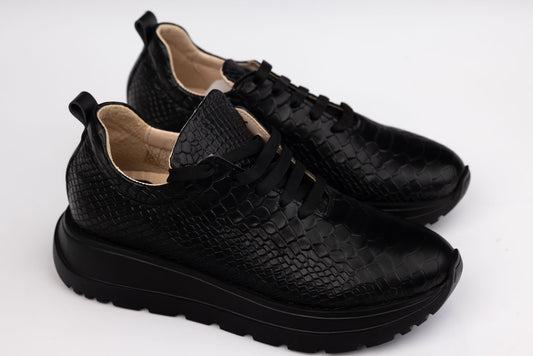 Women's shoes made of natural leather with perforation PERLA 3487 N CROCO