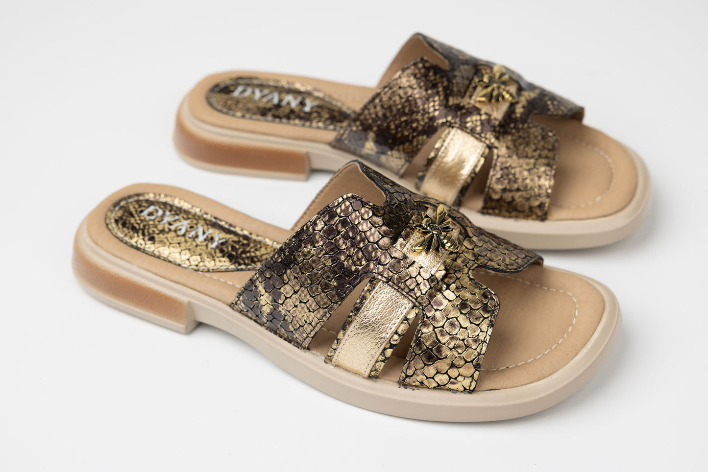 Slapi dama piele naturală DYANY 708 Leopard