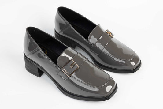 Elegant women's shoes made of genuine leather FORMAZIONE 5015-8 Grey