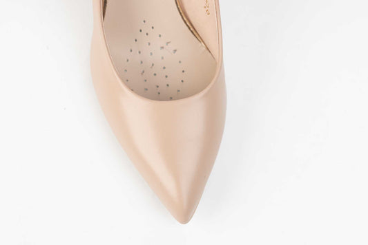 Elegant women's shoes made of genuine leather SALA 9111 Nude