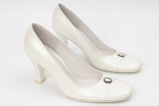 Women's genuine leather shoes AUTHENTIC 9 Es White