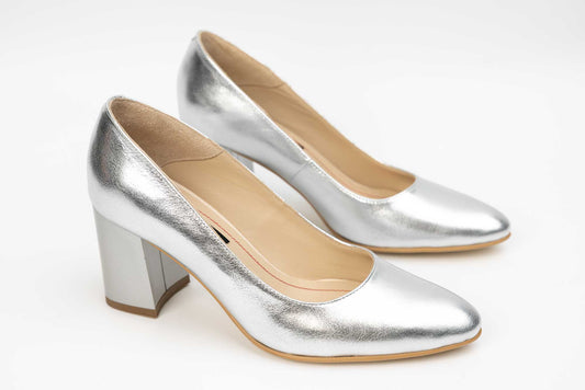 Elegant women's shoes made of genuine leather SORTEC R-7 Silver