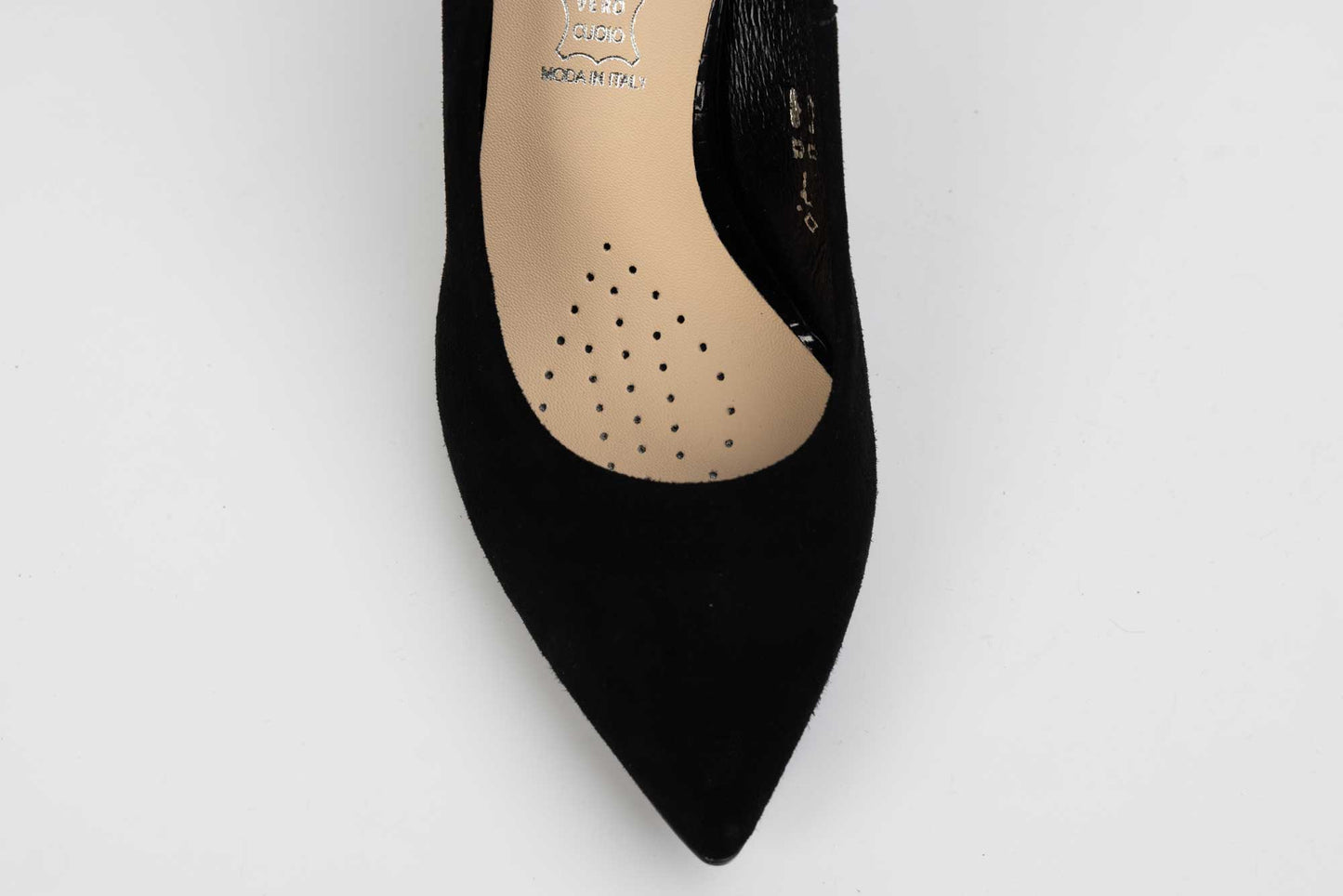 Elegant women's shoes made of genuine leather SALA 1816 N vel