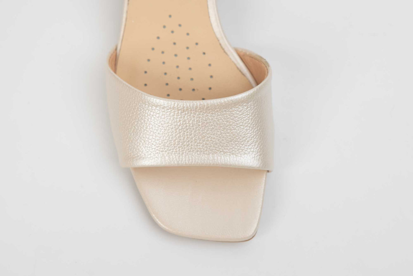 Women's genuine leather sandals SALA 20254 Pearl beige