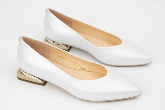 Elegant women's shoes made of genuine leather SALA 20645 White
