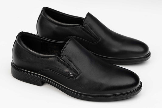 Men's casual shoes made of genuine leather JOHAN 23001