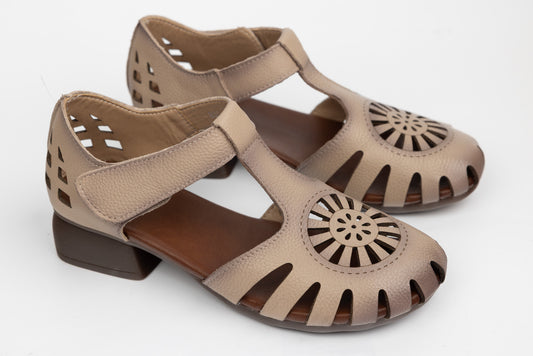 Women's sandals made of genuine leather FORMAZIONE 631 Apricot