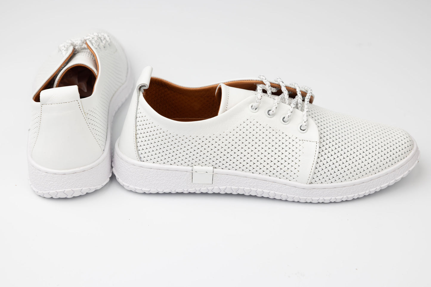 Pantofi damă piele naturală PLSD 02 Alb perforat