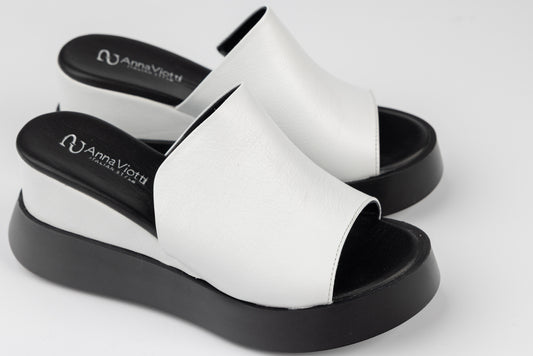 Saboti dama piele naturală ANNA VIOTI 862 Alb