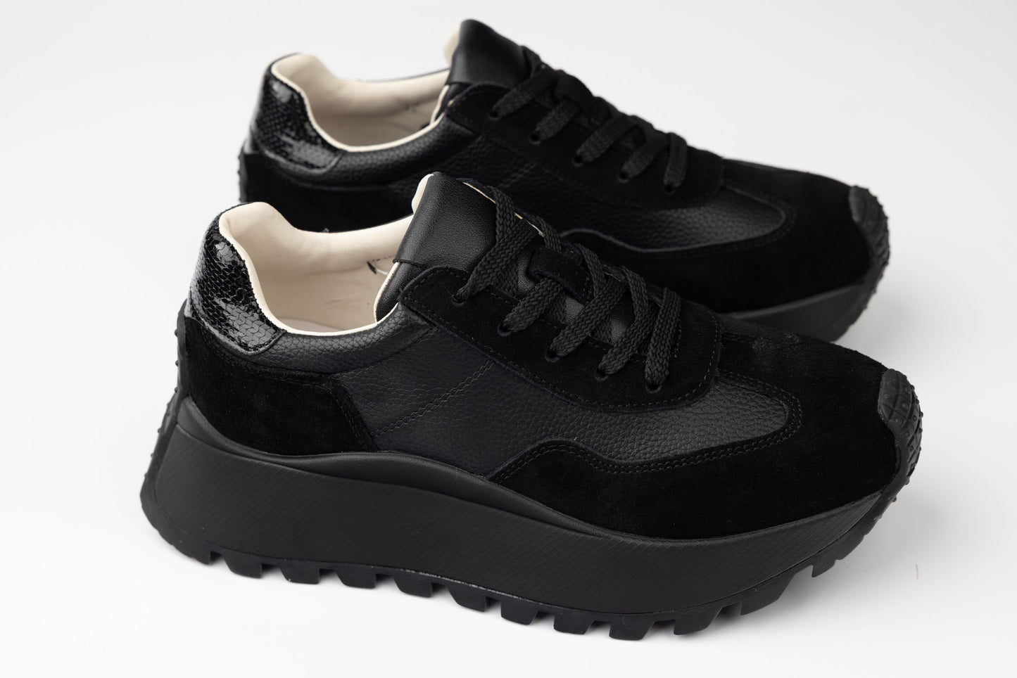 Adidași damă piele naturală BETINA 88853 N velur
