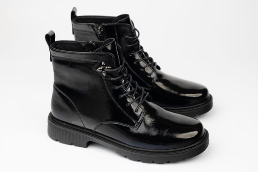 Women's boots, genuine leather, FORMAZIONE 0929 N, lacquer