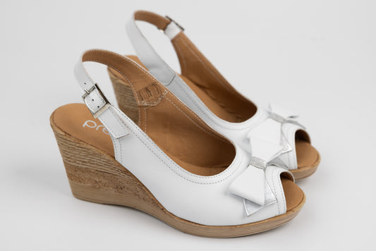 Women's sandals made of genuine leather PREGO 4253 Silver white