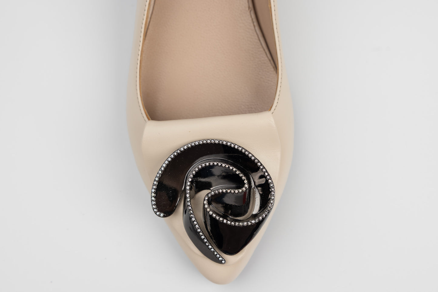 Women's genuine leather shoes LSD 5000 Cream