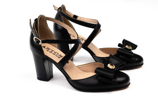 Women's shoes made of genuine leather ANTONIO 336 N with accessories