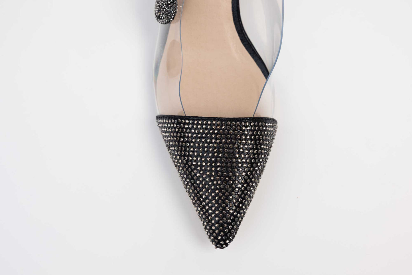 Pantofi dama decupati MENBUR 829 Negru