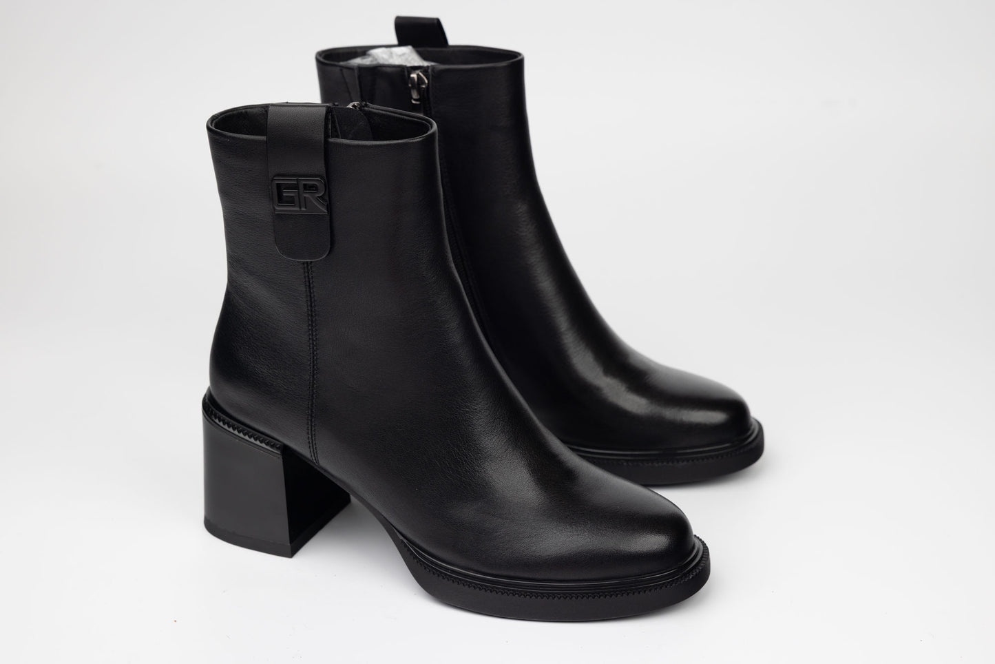 Ghete damă piele naturală BETINA 335 N box
