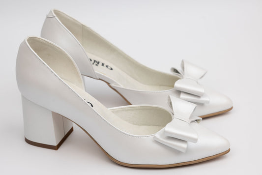 Women's cut-out shoes made of genuine leather ANTONIO 4462 White