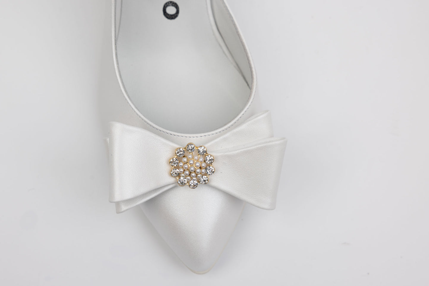 Pantofi dama decupati din piele naturala ANTONIO 4462 Alb accesoriu 1