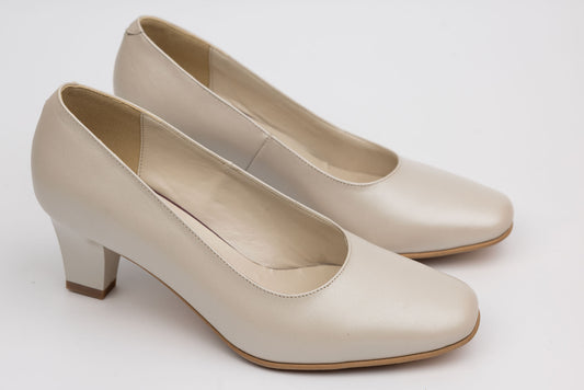 Women's genuine leather shoes ANTONIO 18337 Pearl beige