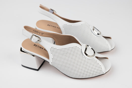 Elegant women's sandals made of natural leather BETINA 3572 White