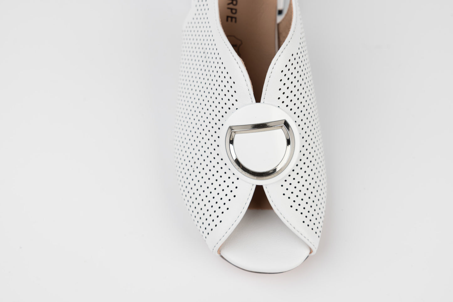 Elegant women's sandals made of natural leather BETINA 3572 White