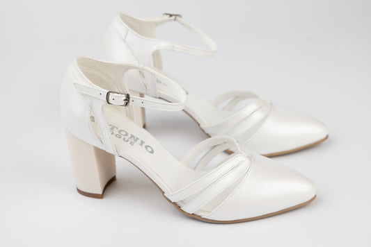 Women's cut-out shoes made of genuine leather ANTONIO 34216 White