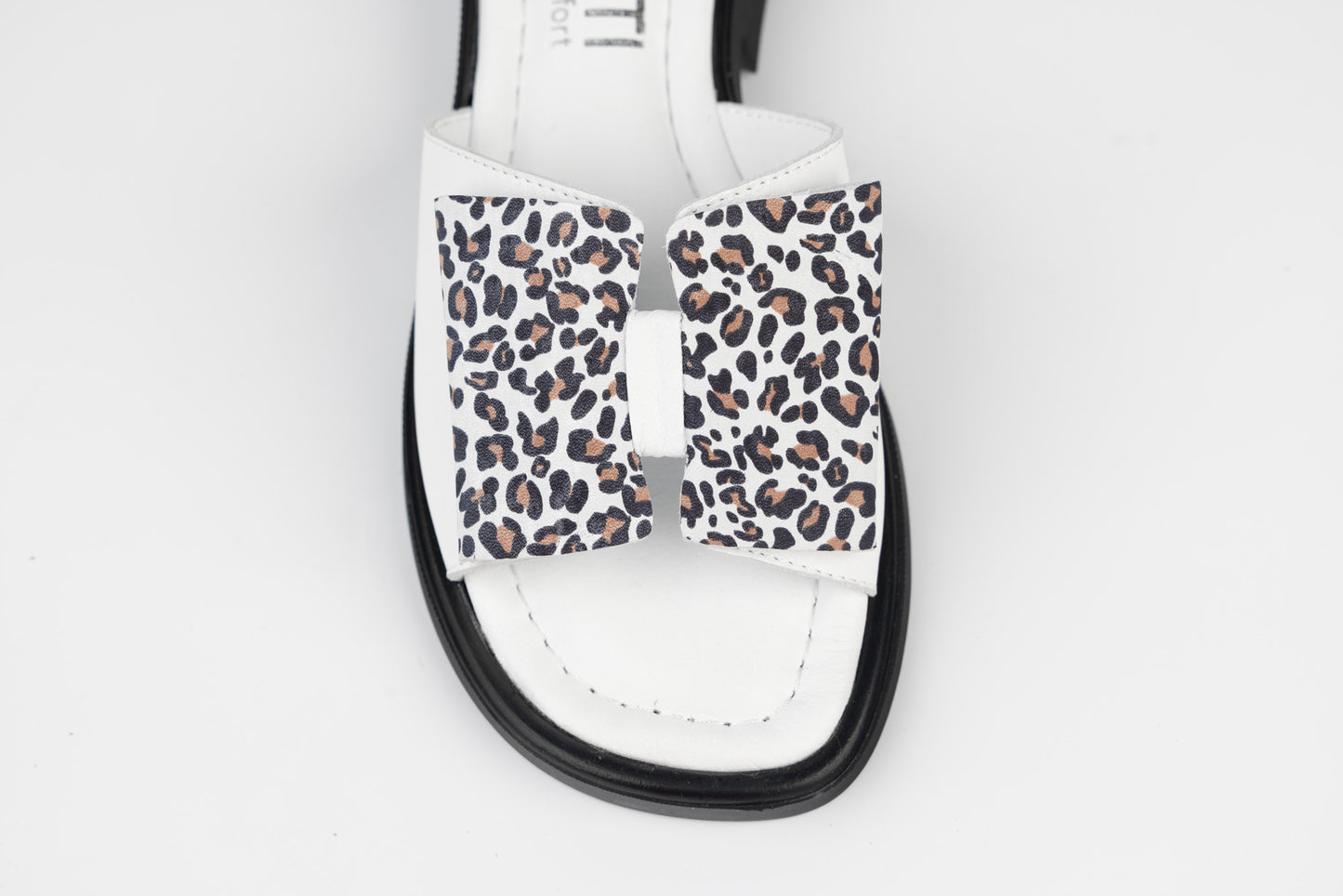 Women's genuine leather slippers DOGATI 19704 White