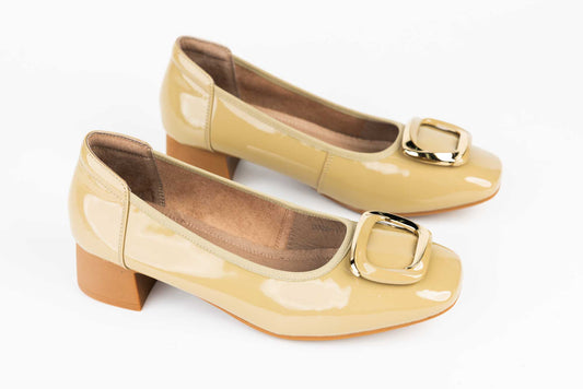 Women's shoes, natural patent leather 3326-1 Apricot patent