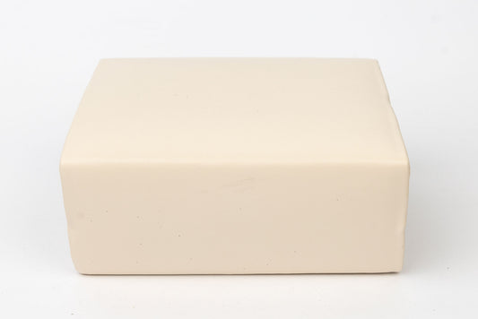 NIRVANA 300 Cream Purse