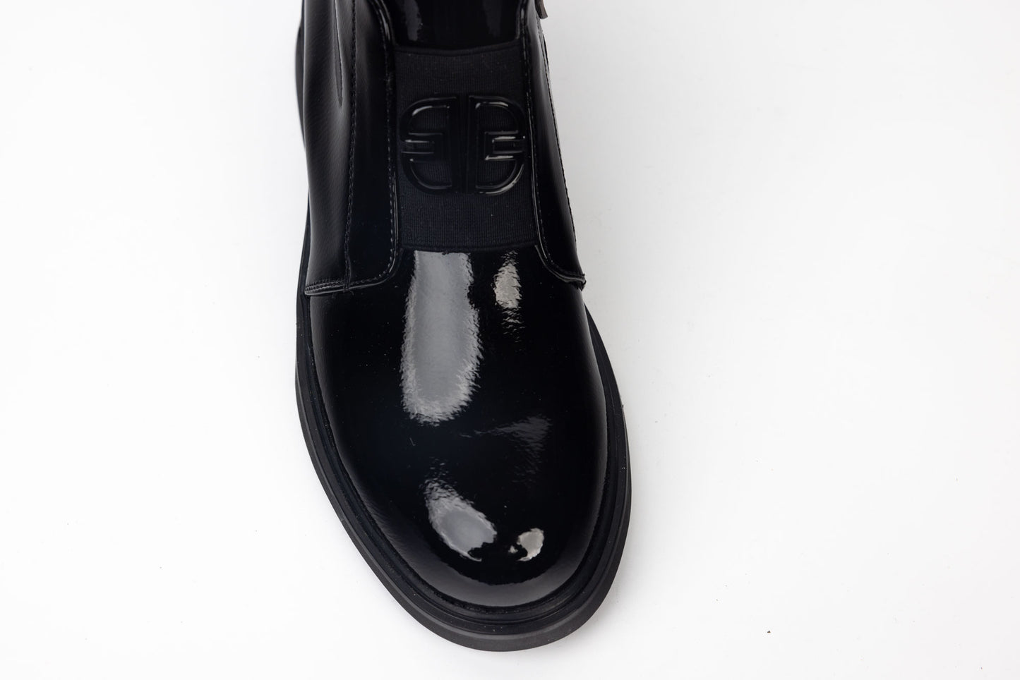 Women's boots made of natural patent leather BETINA 6670-6 N patent