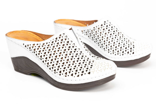 Women's perforated clogs made of natural leather LSD 162 white