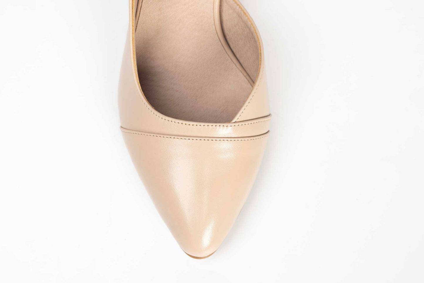 Pantofi dama decupati din piele naturala ANTONIO 39216 ivory