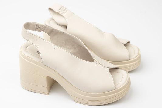 Women's genuine leather sandals LSD 471 Beige