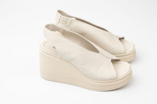 Women's genuine leather sandals LSD 47 Beige