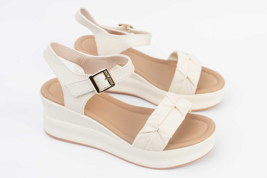 Women's sandals made of genuine leather FORMAZIONE 2718 Cream
